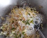 Foto langkah ke 4 dari resep 16. Bihun Goreng campur Singapore.