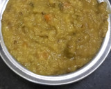 A picture of step 7 of Moong daal vegetable khichdi.