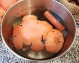 Une image de l'étape 2 de Jus detox clémentine🍊 miel🍯 gingembre.