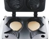 A picture of step 6 of Chewy Taiyaki.