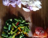 Foto langkah ke 1 dari resep Oseng Tempe Teri Lombok Ijo.