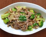 Foto langkah ke 9 dari resep Tumis Jamur - Brokoli - Babi.