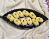 A picture of step 4 of Coconut Sweet Rolls.