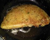 A picture of step 7 of Pizza Omelet.