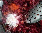 A picture of step 3 of Beetroot Vermicelli.