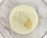 Foto del paso 2 de la receta: Vasitos de queso con chocolate blanco y crocante de lotus
