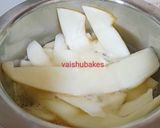 A picture of step 1 of Spiced Sunmelon peels and seeds Tea.
