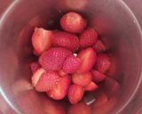 સ્ટ્રોબેરી મિલ્ક શેક (Strawberry Milk Shake Recipe in Gujarati) રેસીપી સ્ટેપ1ફોટો