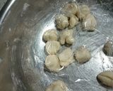 A picture of step 6 of Xiao Long Bao (Soup Dumplings).