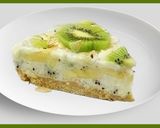 A picture of step 7 of Kiwi-banana cake.