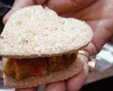 हार्टशेप्ड चीज़ी सैन्डविच (Heart Shaped cheesy sandwich recipe in hindi) रेसिपी चरण 3 फोटो