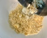 A picture of step 4 of Makhana Panjiri.