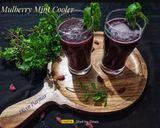 A picture of step 6 of Mulberry Mint Cooler / Shahtoot ka Sharbat.