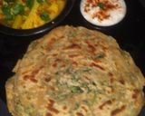 A picture of step 4 of Meethi Lachhaparatha.