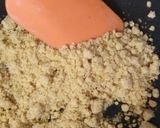 A picture of step 2 of Caramelized Walnuts.