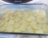Rakott krumpli lecsókolbásszal recept fázis 3 fotója