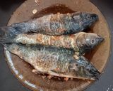 Foto langkah ke 3 dari resep Ikan goreng bumbu ketumbar.