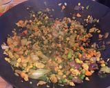 صورة لخطوة 2 من وصفة أرز صيني بالخضار