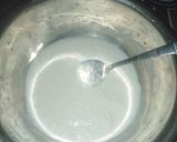 A picture of step 2 of Whipped cream frosting.