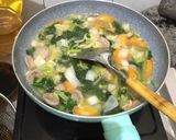 Foto langkah ke 7 dari resep Tumis sayur baso kuah kental.