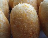 Foto langkah ke 5 dari resep Roti Goreng Wortel.
