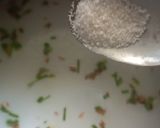 લેમન કોરીએન્ડર ક્લિયર સૂપ(Lemon Coriander Clear Soup Recipe In Gujarati) રેસીપી સ્ટેપ2ફોટો