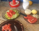Foto del paso 2 de la receta: Guacamole argentino
