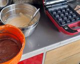 Foto del paso 5 de la receta: Waffles bicolor con salsa de frambuesas