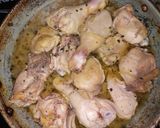 Foto del paso 2 de la receta: Pollo con papas en paellera