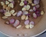 Foto langkah ke 1 dari resep Semur Daging Betawi.