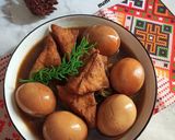 Foto langkah ke 3 dari resep Semur Telur dan Tahu Coklat.