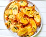 Foto langkah ke 5 dari resep Goreng Ubi Kayu Praktis Bikin Nagih.