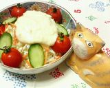 A picture of step 4 of Easy Fresh Vegetable Salad with Mayo Cheese Sauce.