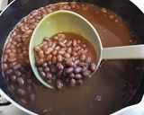 A picture of step 4 of Basic Azuki Bean Cooking Method: Lightly Sweetened Sweet Red Bean Soup.