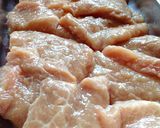 A picture of step 3 of Addictive Onion Sauce Pork Tenderloin Steak.