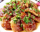 A picture of step 7 of Addictive Onion Sauce Pork Tenderloin Steak.
