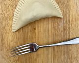 Foto del passaggio 4 della ricetta Panzerotti fritti baresi (doppia lievitazione)