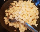 A picture of step 3 of Raw banana Potato podimas.