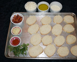 Foto del paso 4 de la receta: Sopa de arvejas verdes secas partidas con tostadas de queso de cabra. Jon Style