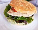 Une image de l'étape 5 de Burger poulet sauce à l'avocat 😋.