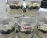 Foto langkah ke 6 dari resep Strawberry Cheese Oreo.