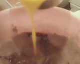 Foto langkah ke 6 dari resep Steamed chocolate cake.
