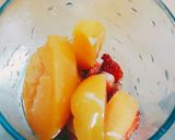 Hình bước làm 2 của món Đào dâu ly~~