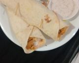A picture of step 5 of Shawarma(with white sauce).