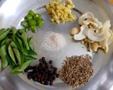 திணை வெண்பொங்கல் (foxtail millet venpongal in Tamil) ரெசிபி ஸ்டேப் 4 புகைப்படம்