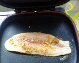 Foto langkah ke 4 dari resep Ikan dori panggang madu.