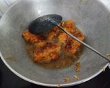 A picture of step 3 of Rawmango pakodas🍋.