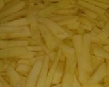 A picture of step 3 of Macaroni hot pizza cake.