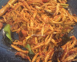 Foto langkah ke 3 dari resep Ayam suwir Pedas.