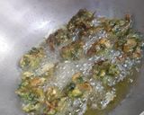 हरे प्याज़ और पालक के पकौड़े (hare pyaz aur palak ke pakode recipe in Hindi) रेसिपी चरण 3 फोटो